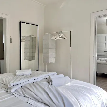 Three Bedroom In Valby, Valby Langgade 214, * Kopenhaga