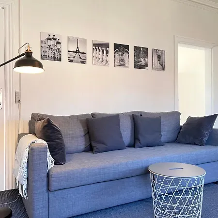 Three Bedroom In Valby, Valby Langgade 214, شقة