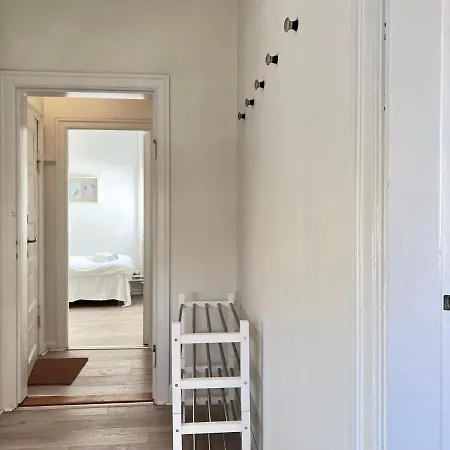 Three Bedroom In Valby, Valby Langgade 214, Apartment Copenhagen
