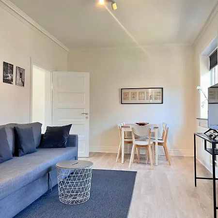 Three Bedroom In Valby, Valby Langgade 214, Apartment Copenhagen